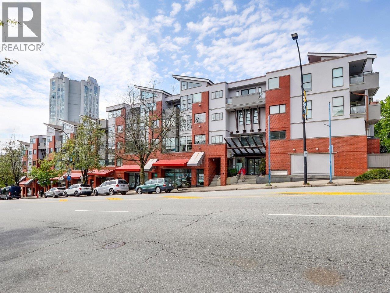 414 345 LONSDALE AVENUE — main photo