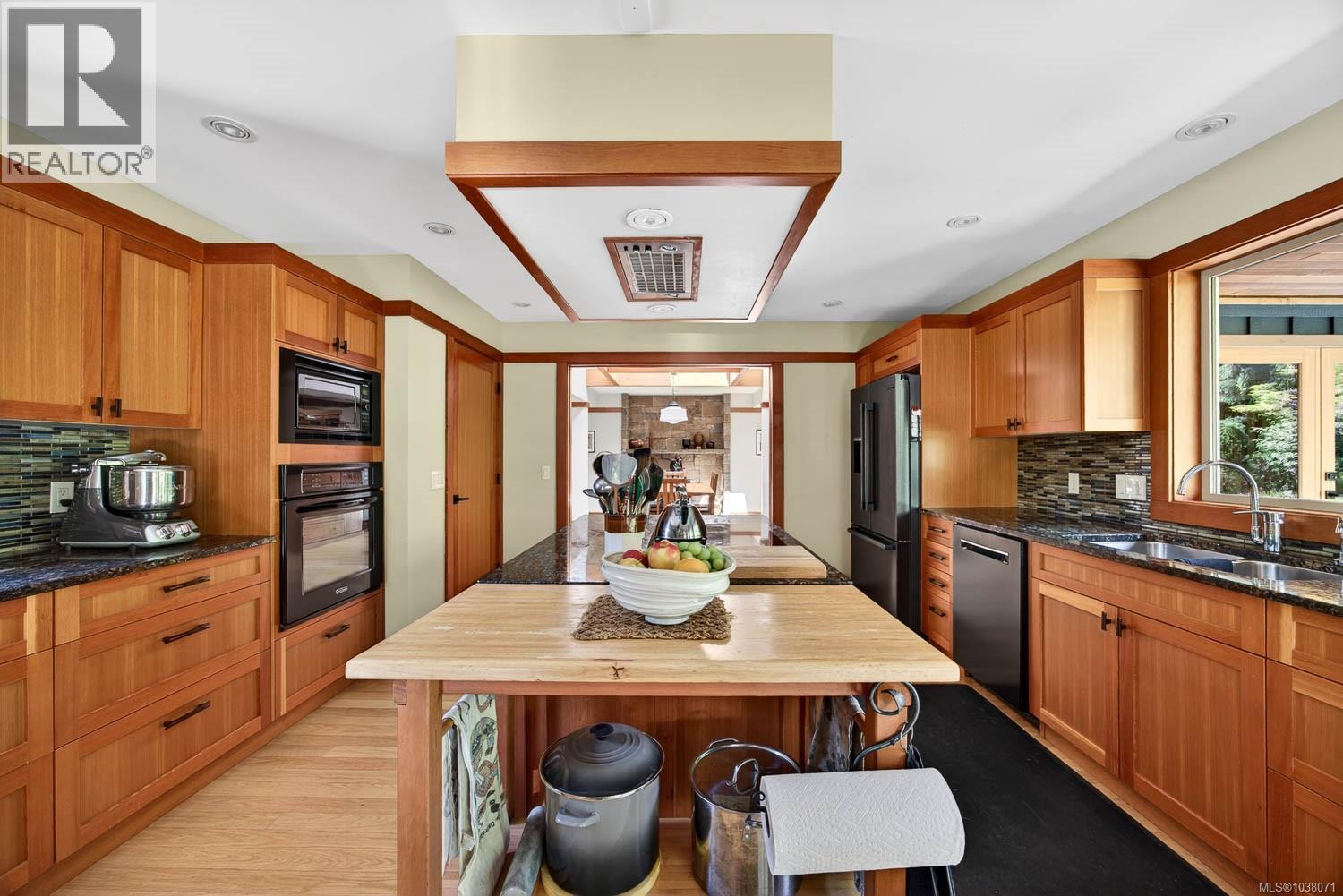 169 Churchill Rd - 28