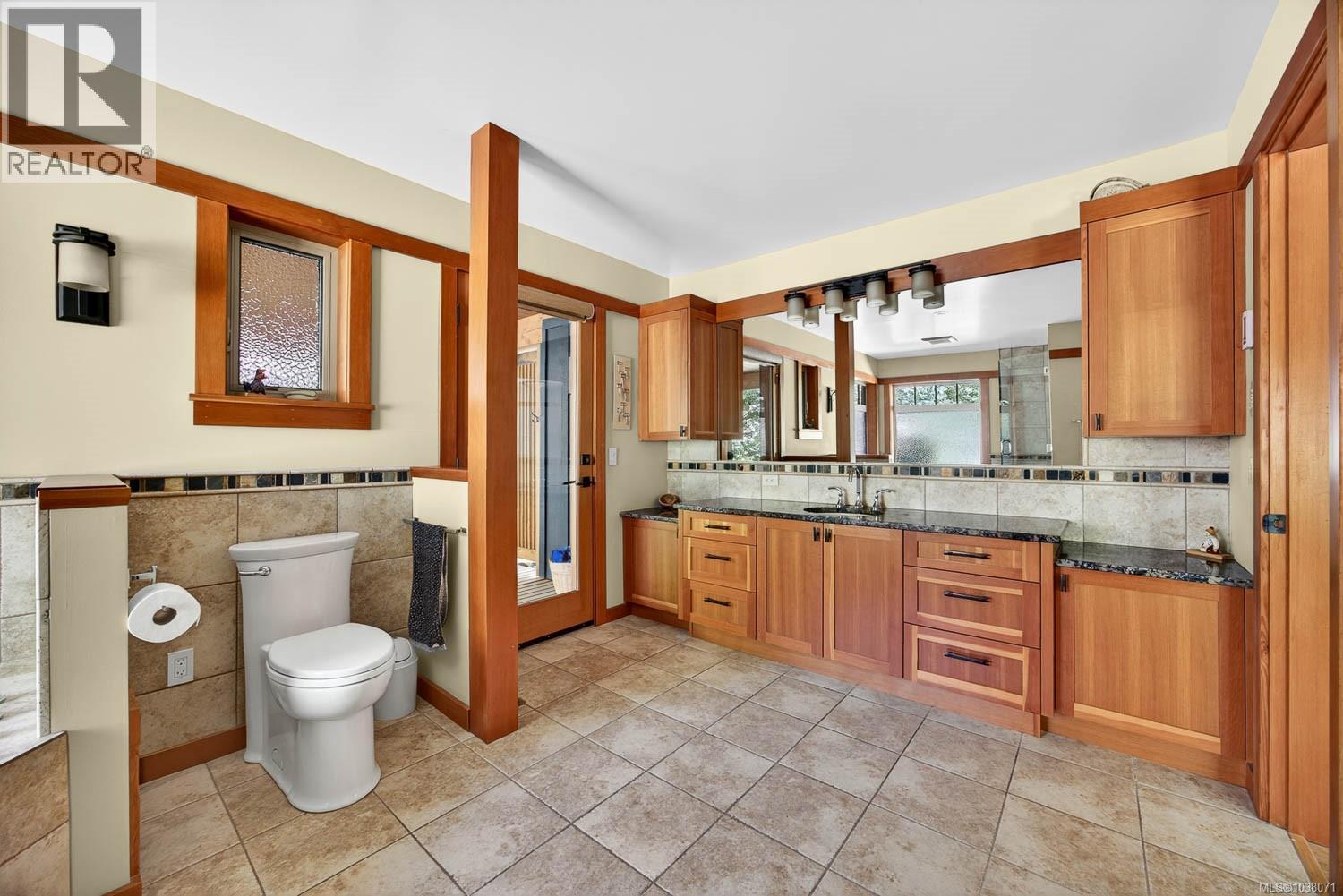 169 Churchill Rd - 38