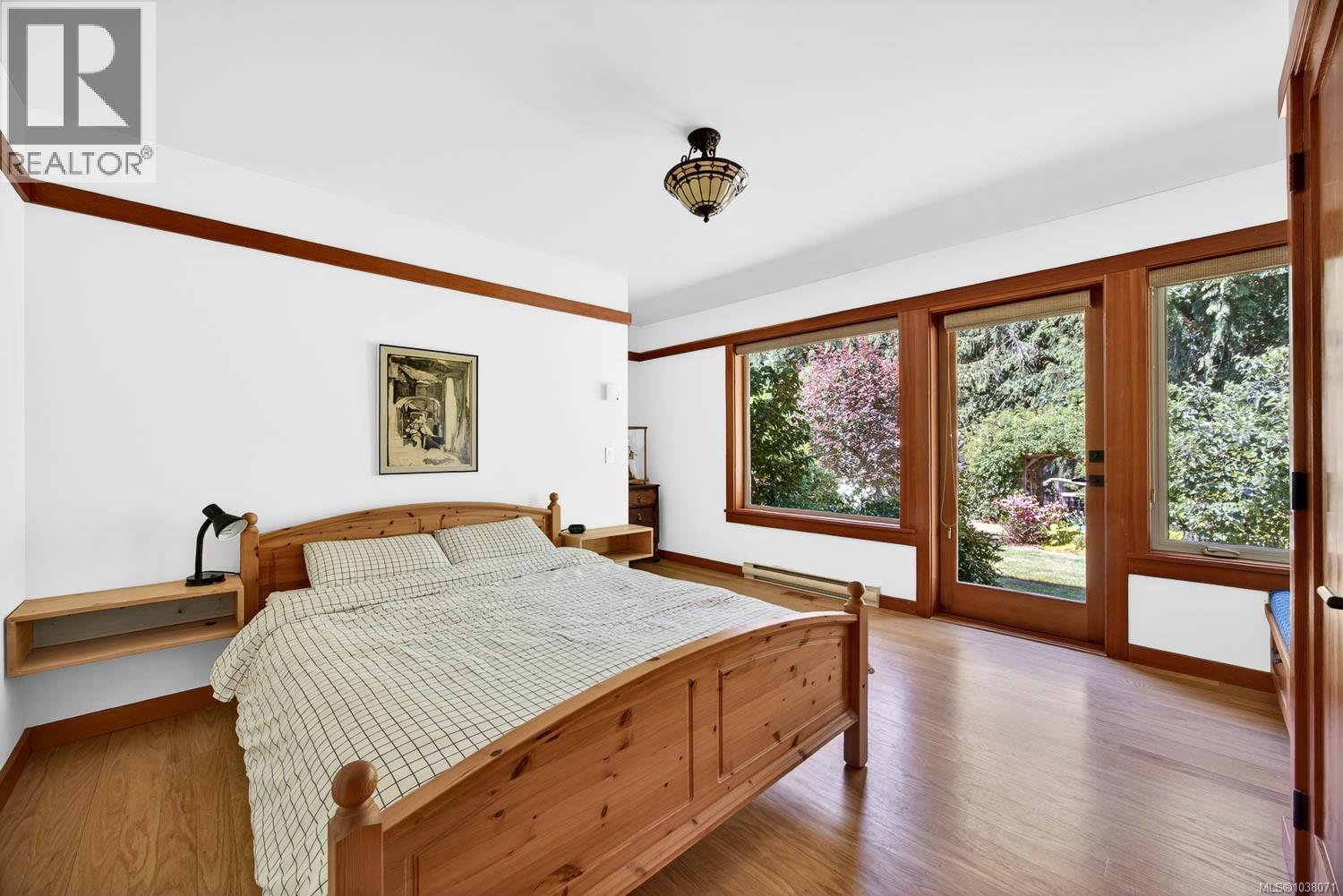 169 Churchill Rd - 42
