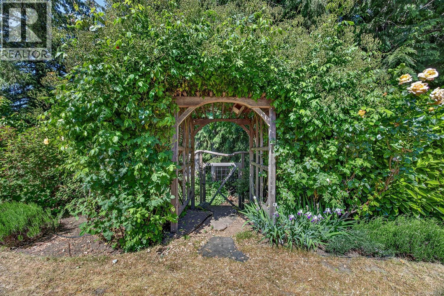 169 Churchill Rd - 59