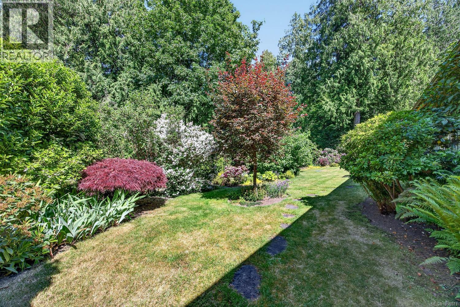 169 Churchill Rd - 64