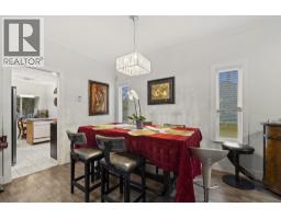 1405 Edinburgh Street, New Westminster, BC V3M2W3 Photo 9
