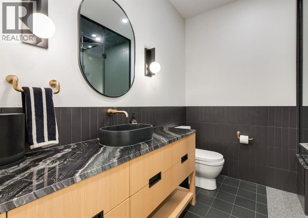 Spa bathroom with steam shower