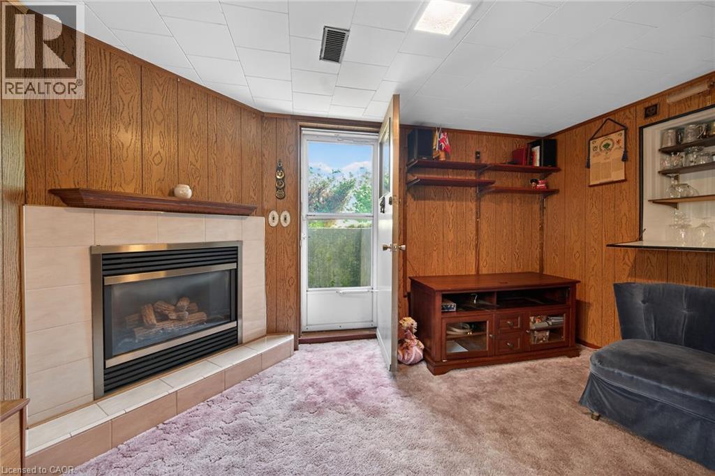 38 TYRONE Drive - 35