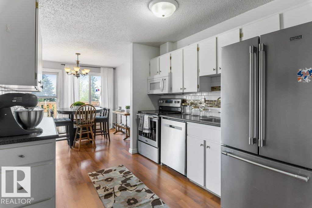 #228 95 MCKENNEY AV - 14