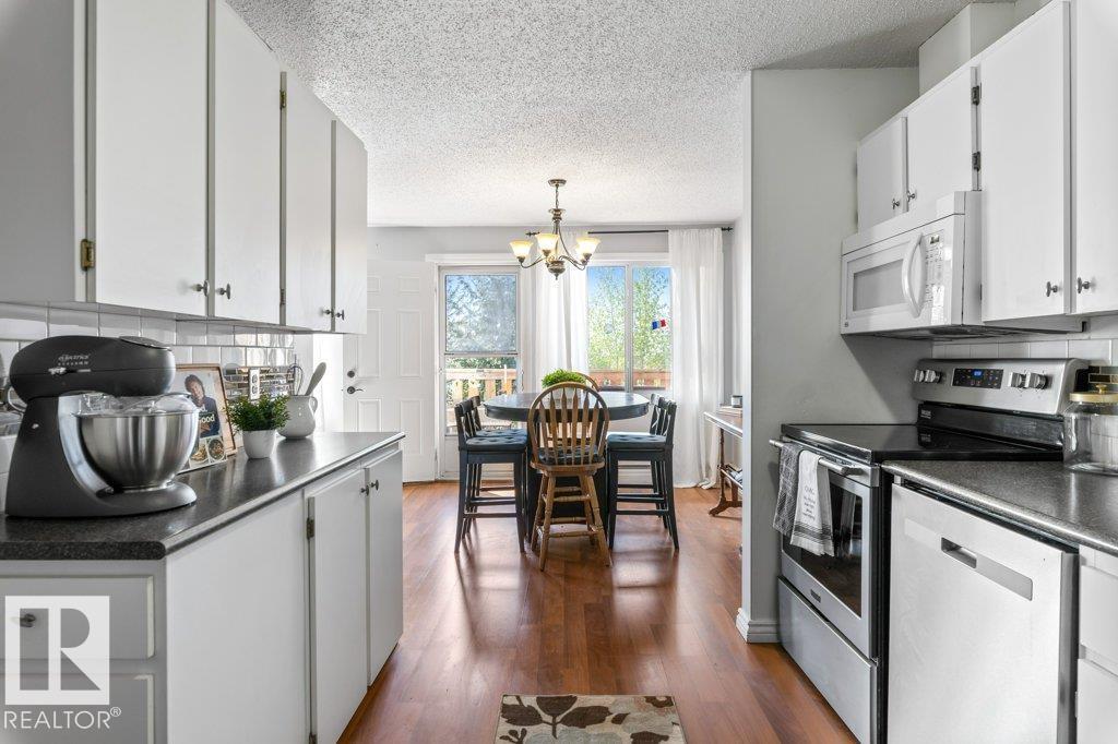 #228 95 MCKENNEY AV - 1