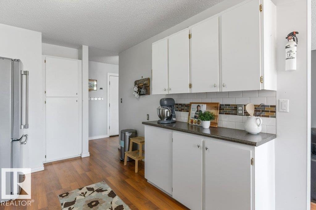 #228 95 MCKENNEY AV - 13
