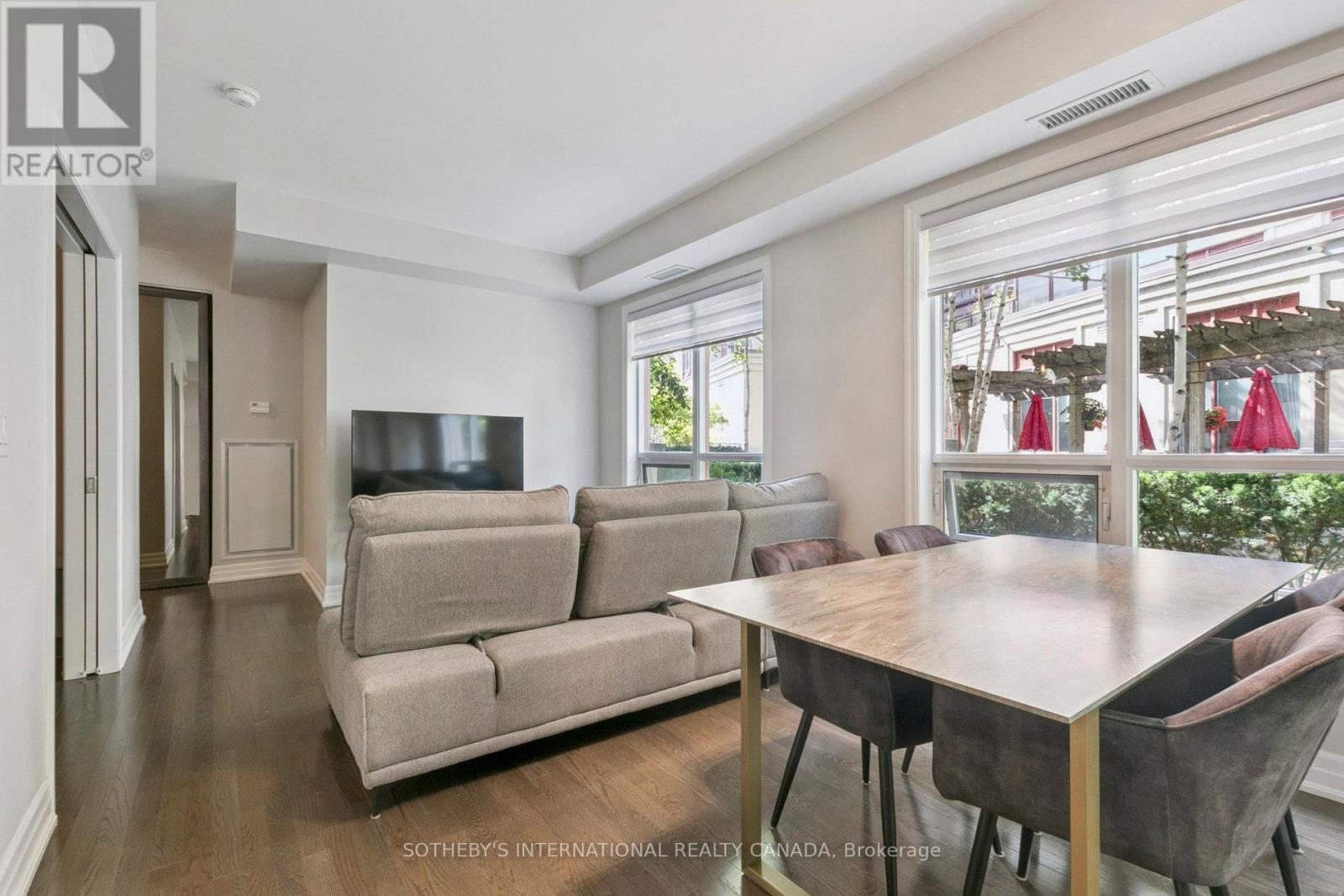 #102 15 REAN DRIVE - 10