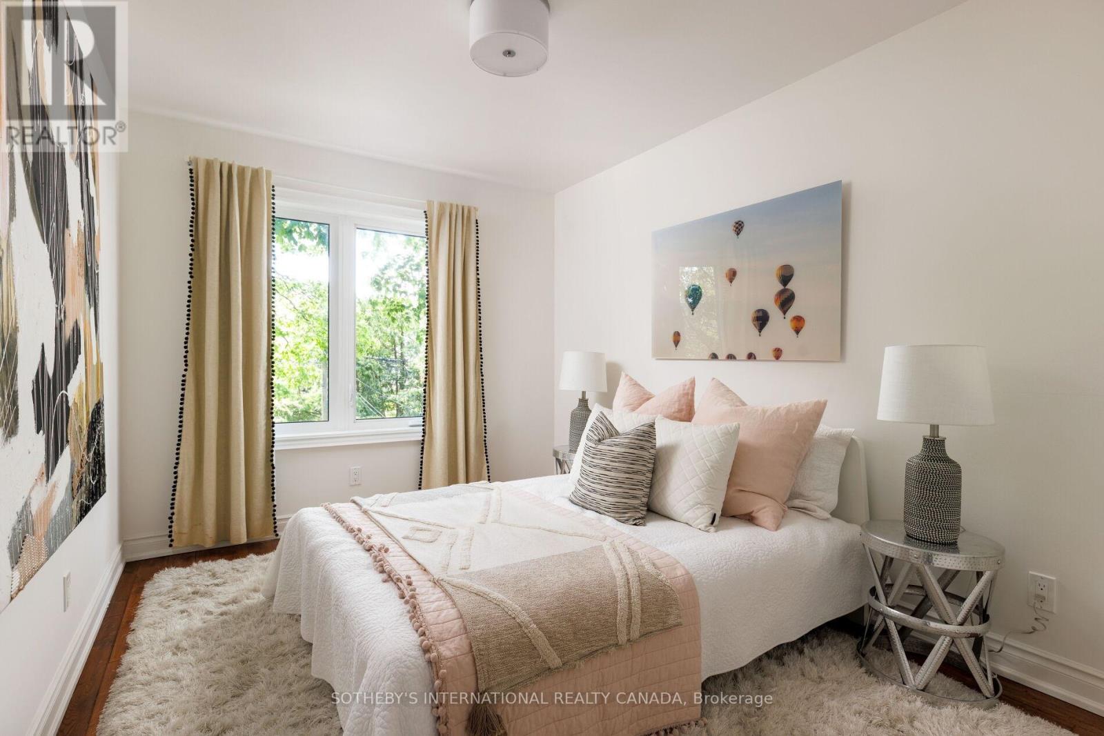 866 1/2 CARLAW AVENUE - 29