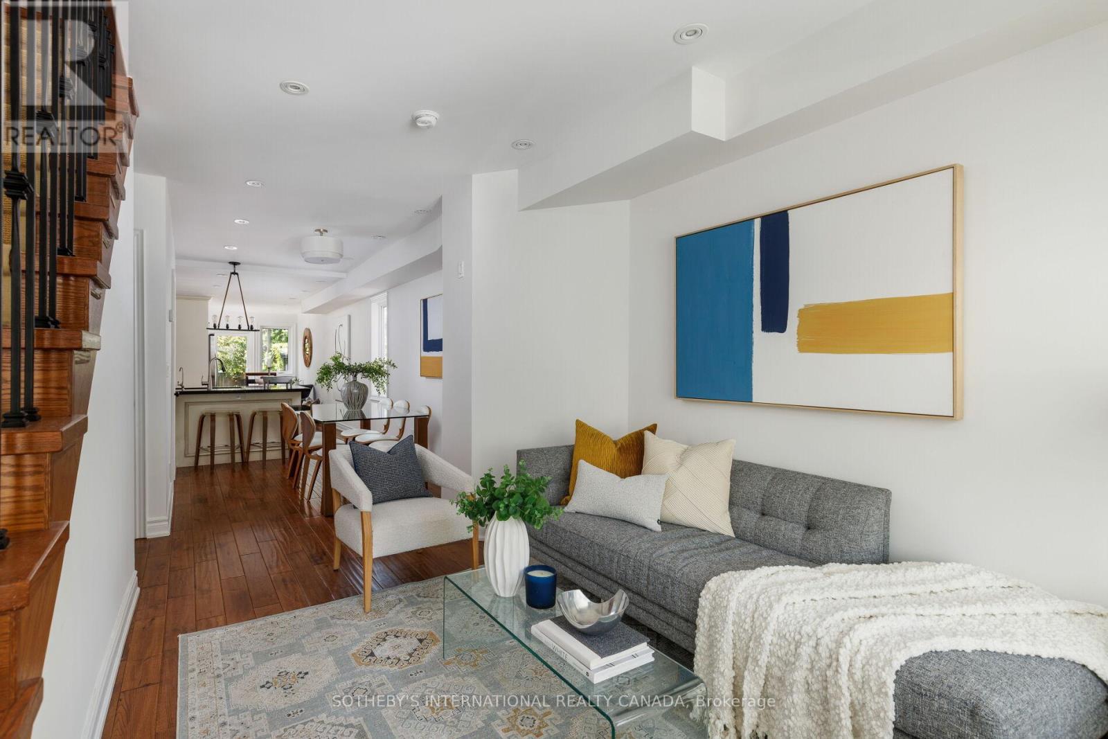 866 1/2 CARLAW AVENUE - 6
