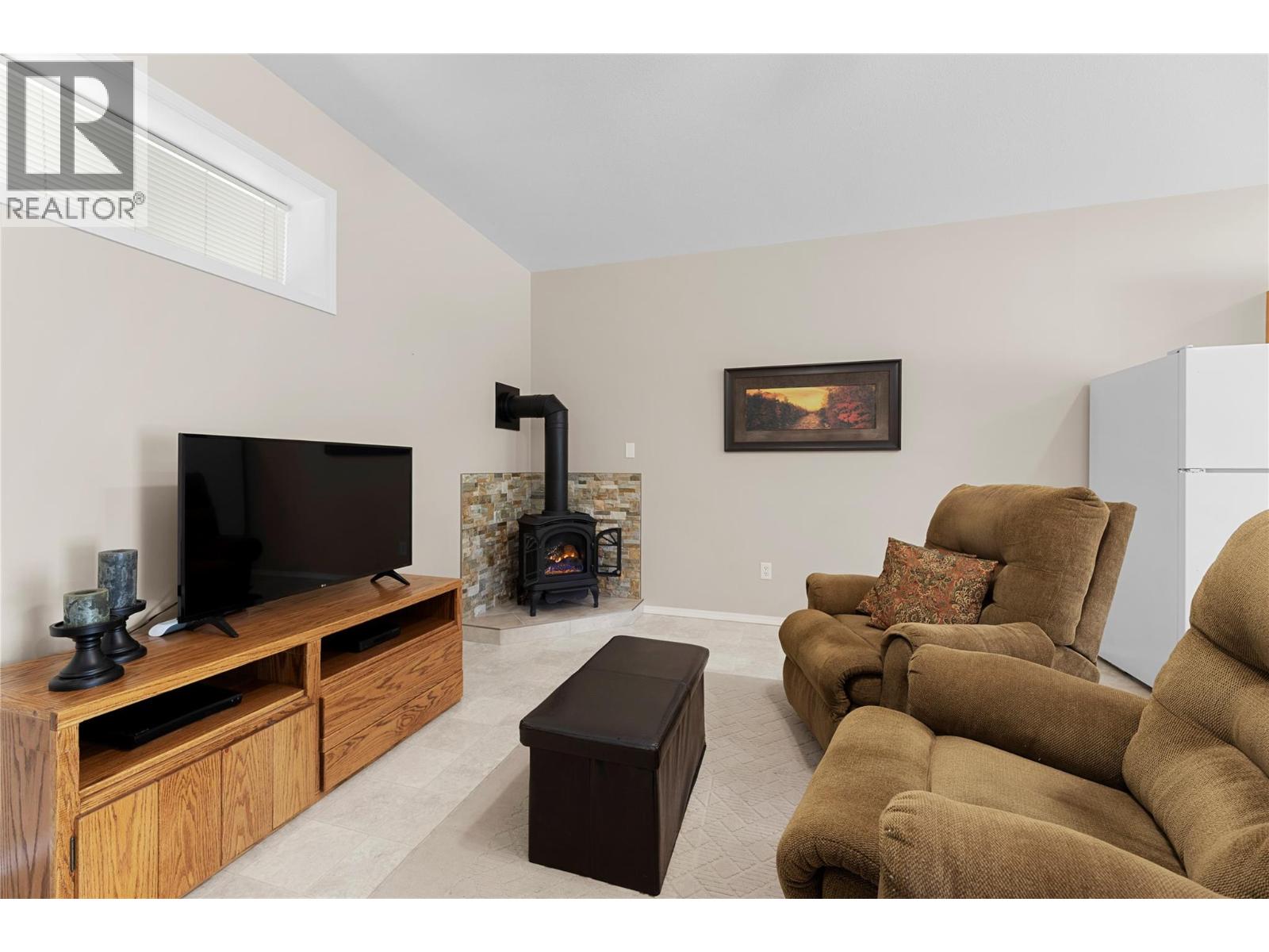 3898 Parri Road - 88
