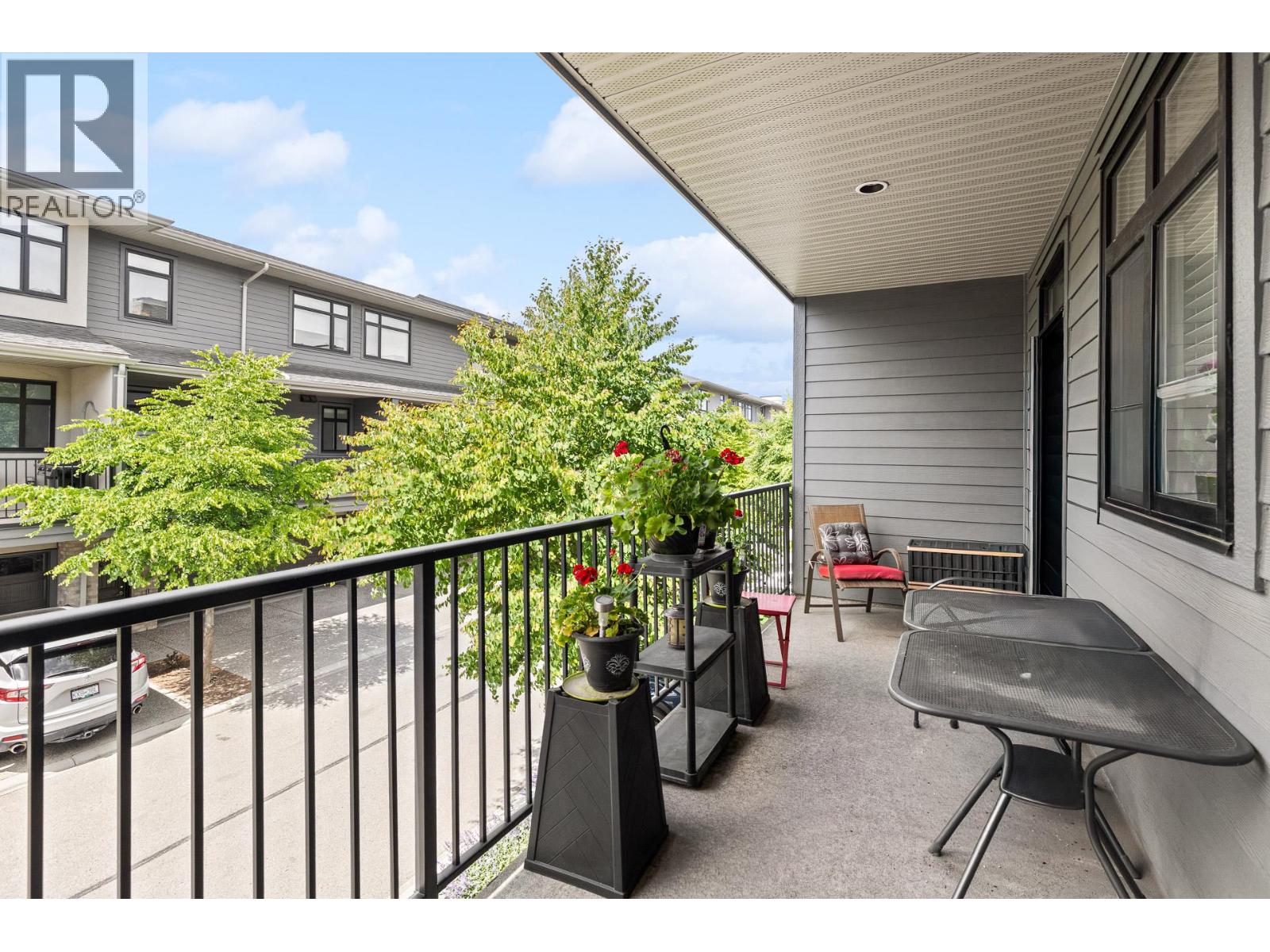#147 1102 Cameron Avenue - 10