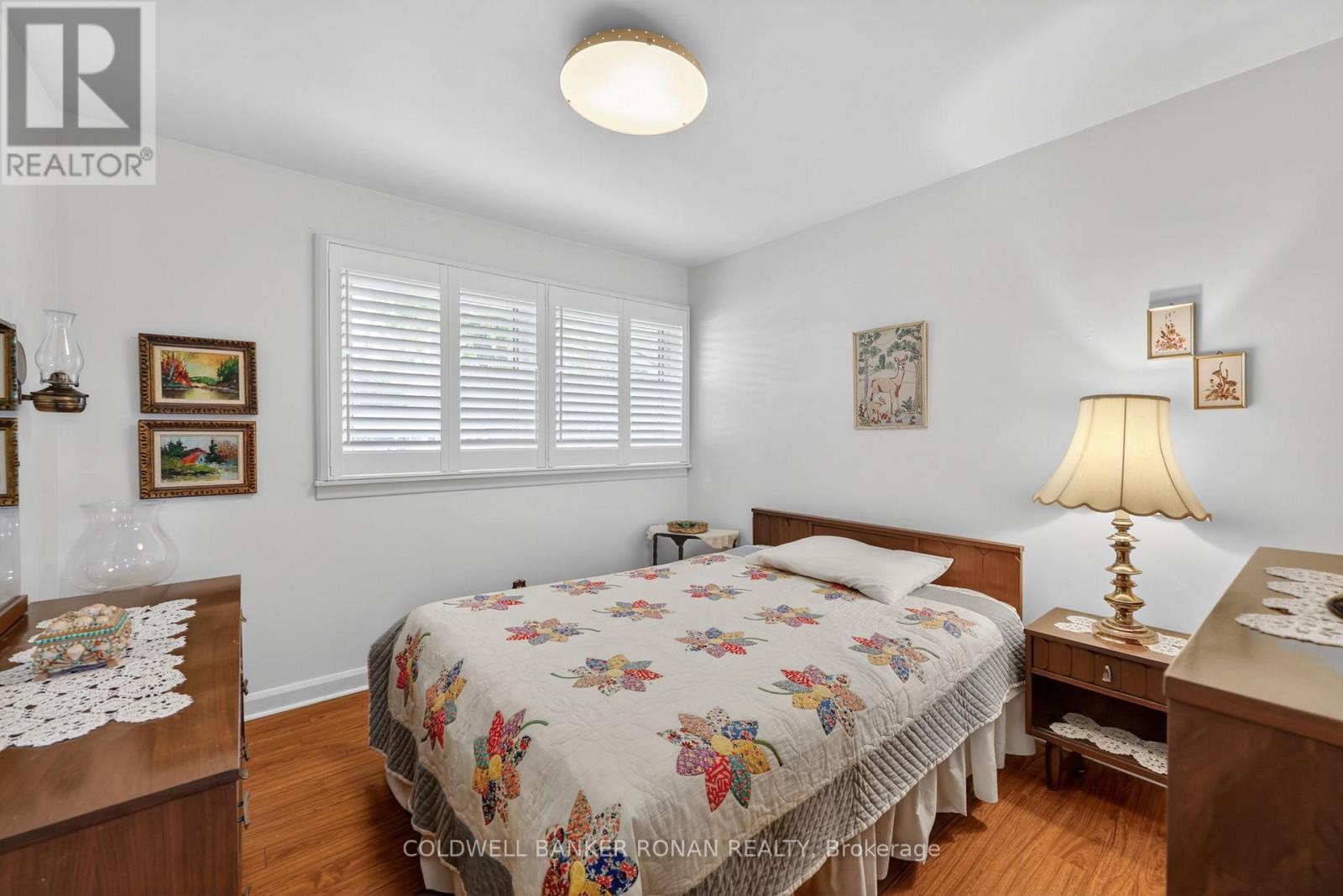 94 QUEEN STREET S - 14
