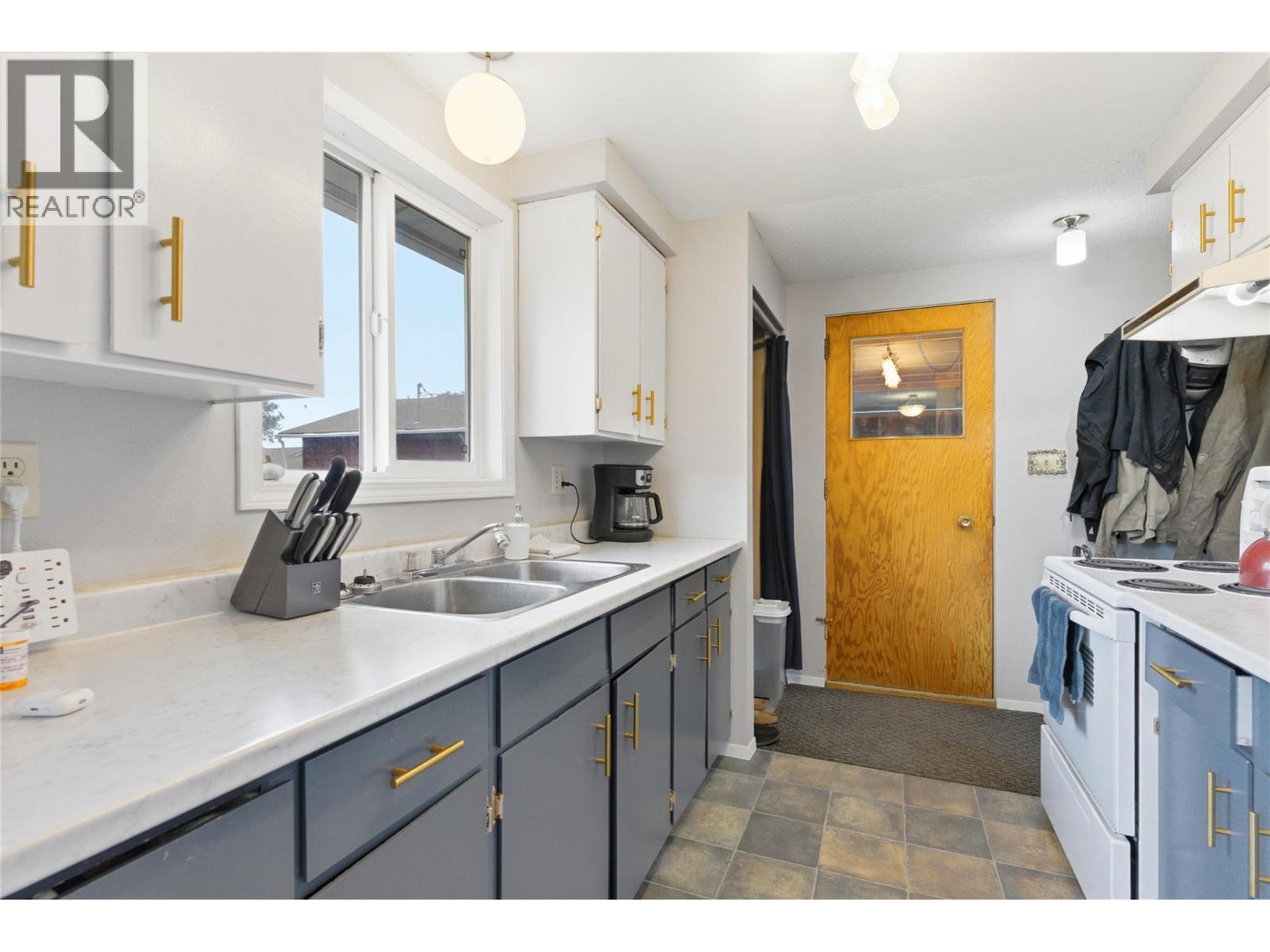 421 TINGLEY Street - 14