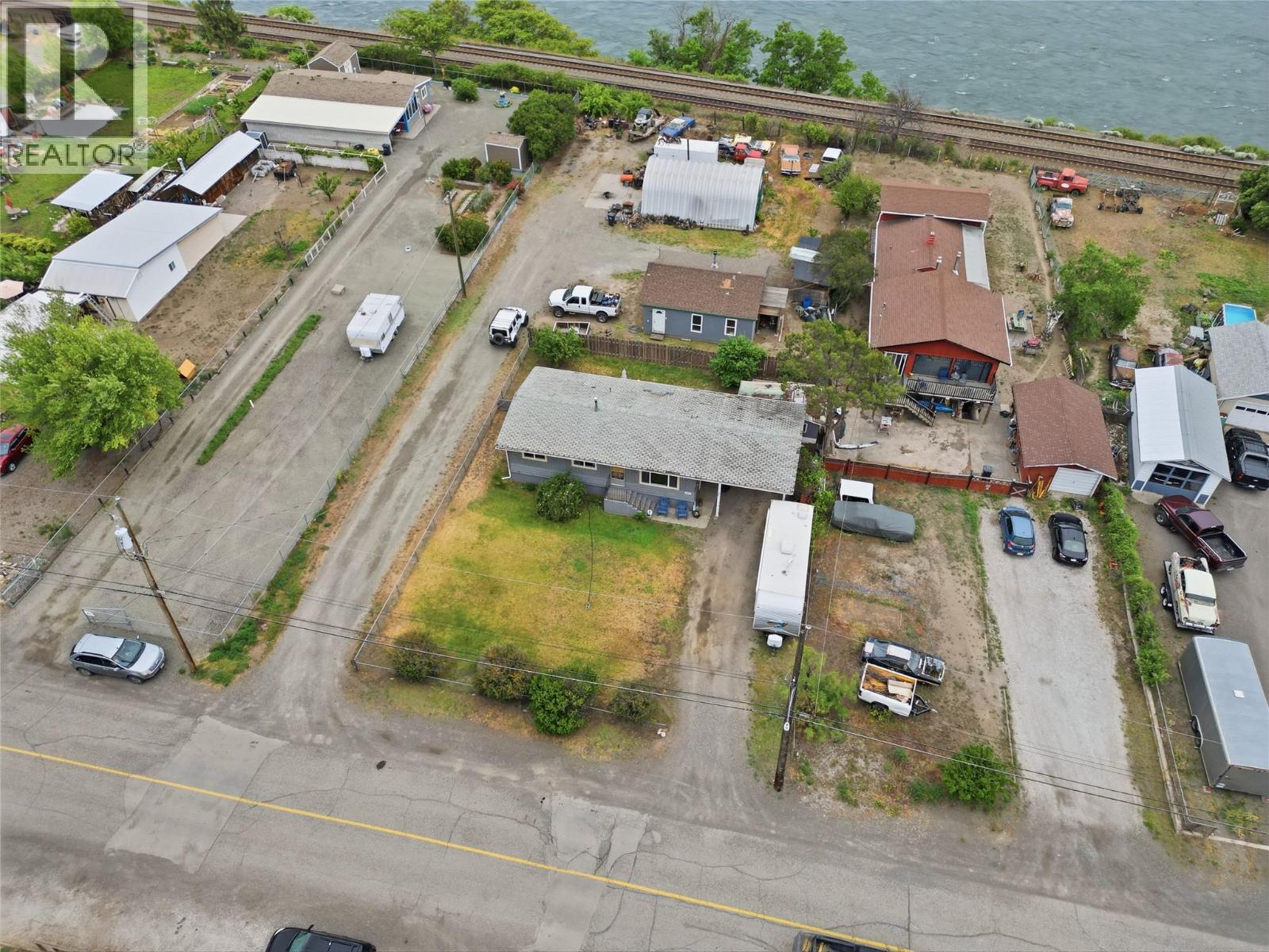 421 TINGLEY Street - 3