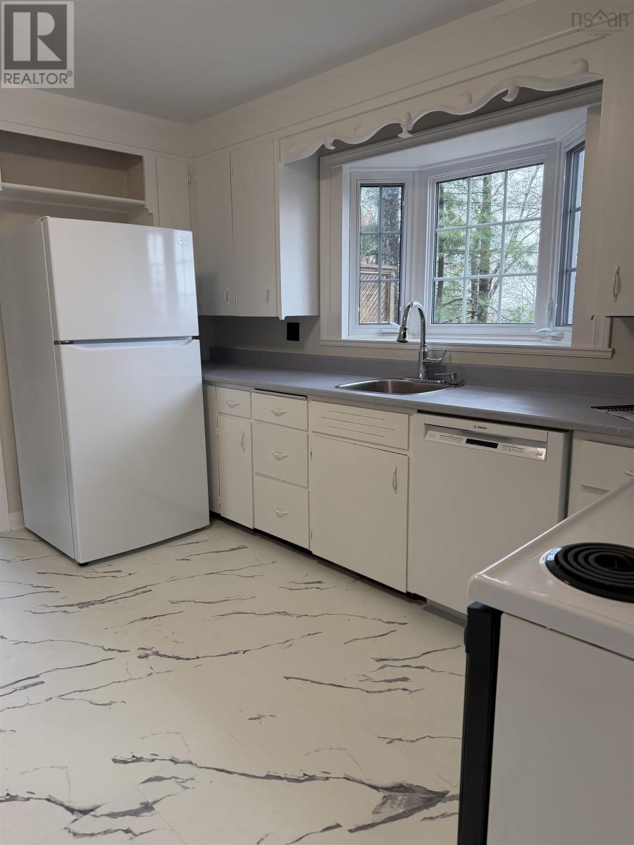 43 Deepwood Crescent - 10