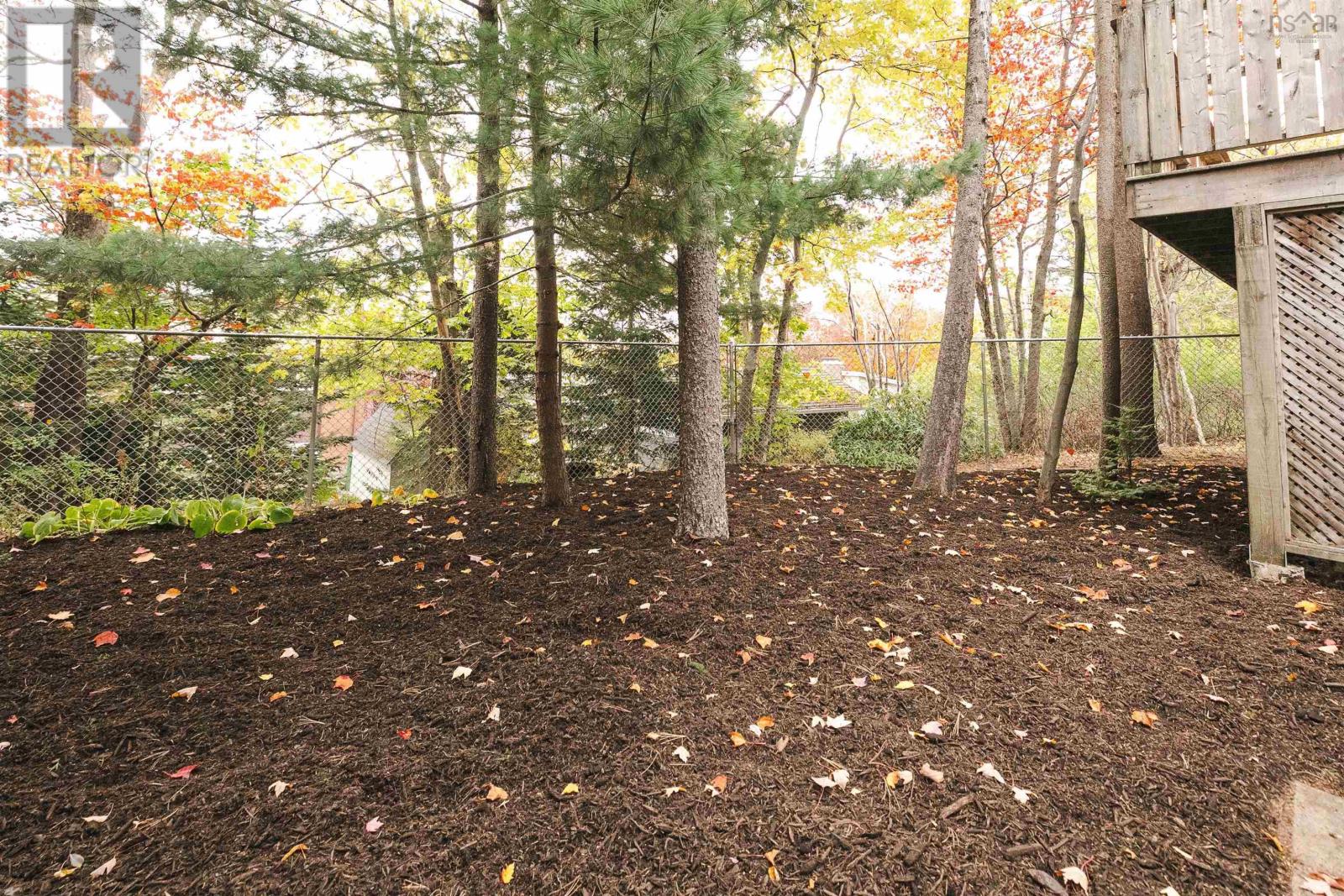 43 Deepwood Crescent - 26