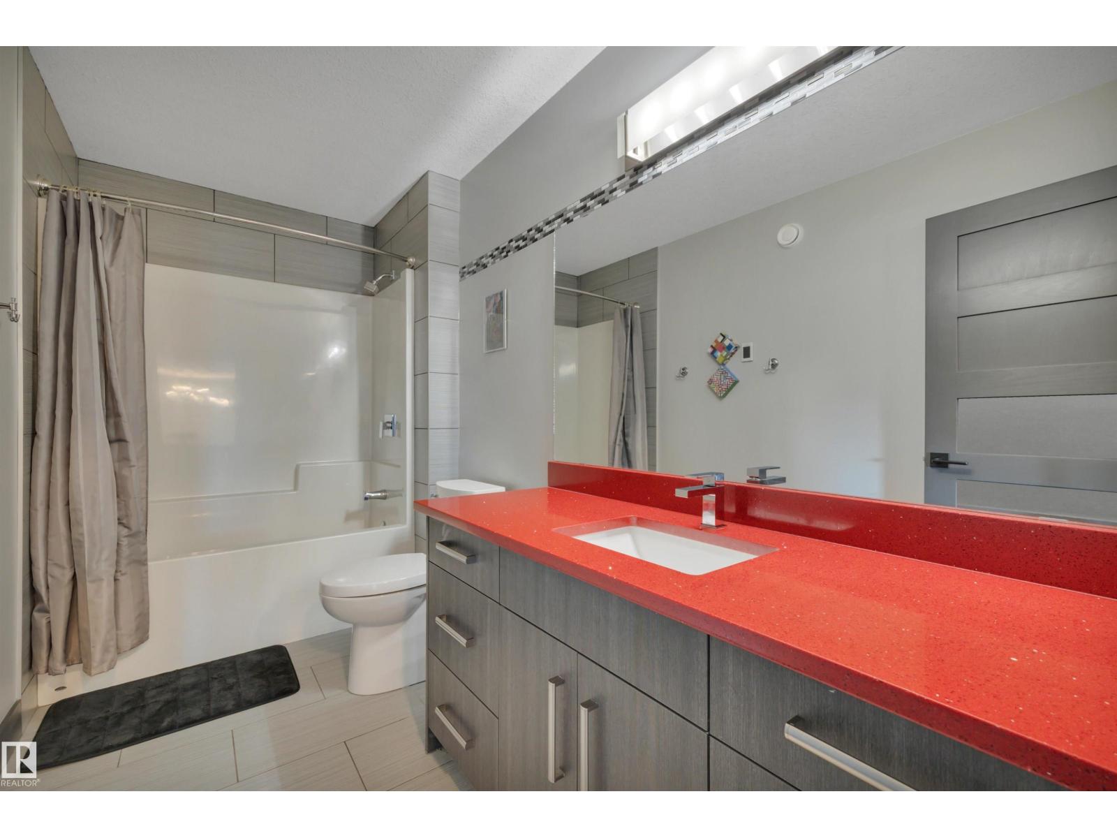 136 KIRPATRICK CR — photo 45