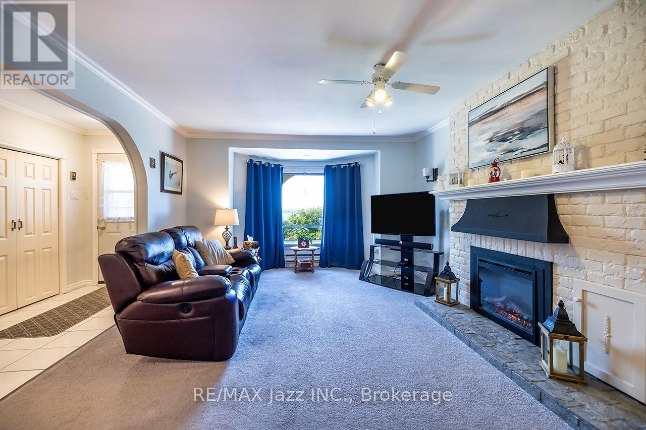 835 CEDAR GLEN ROAD - 11