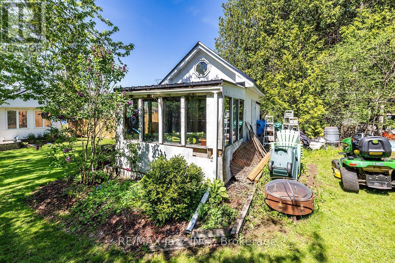 835 CEDAR GLEN ROAD - 42