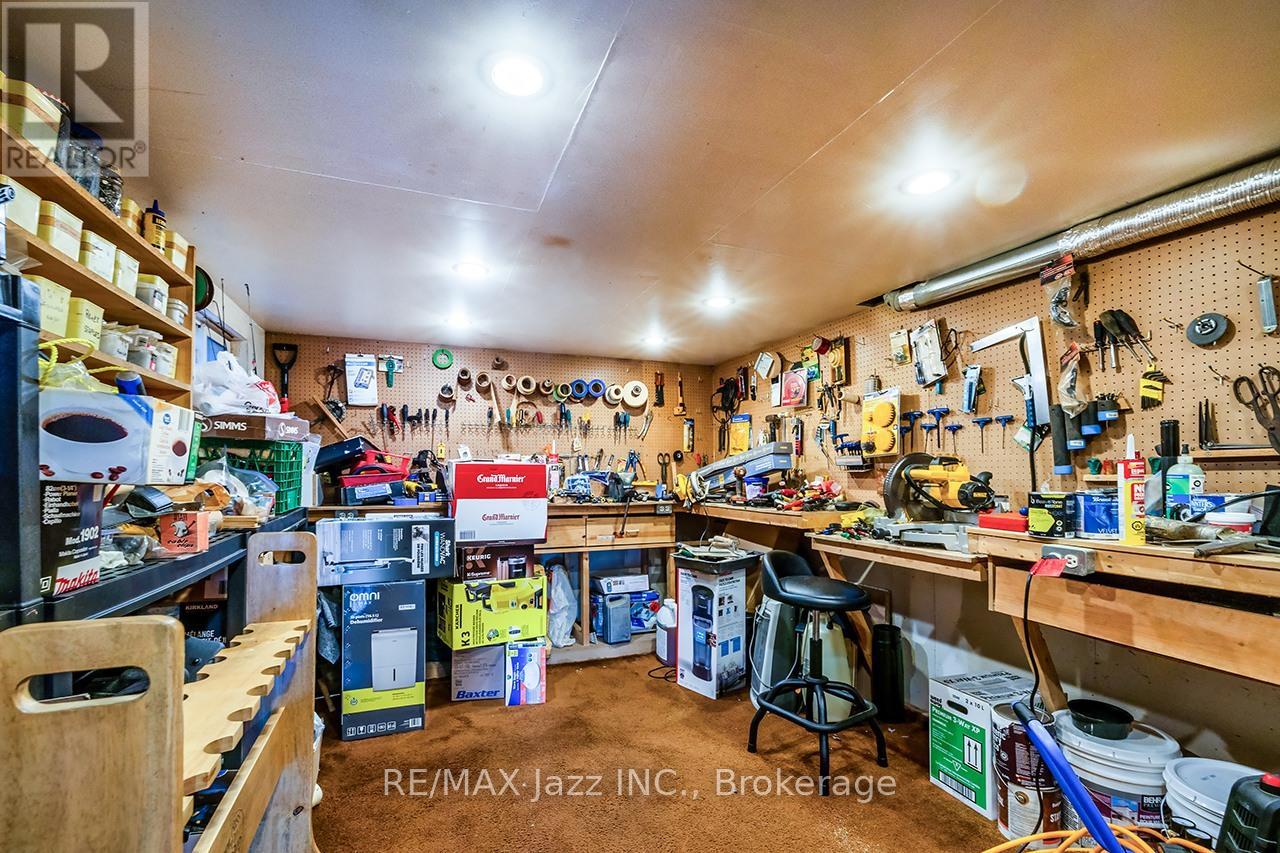 835 CEDAR GLEN ROAD - 45