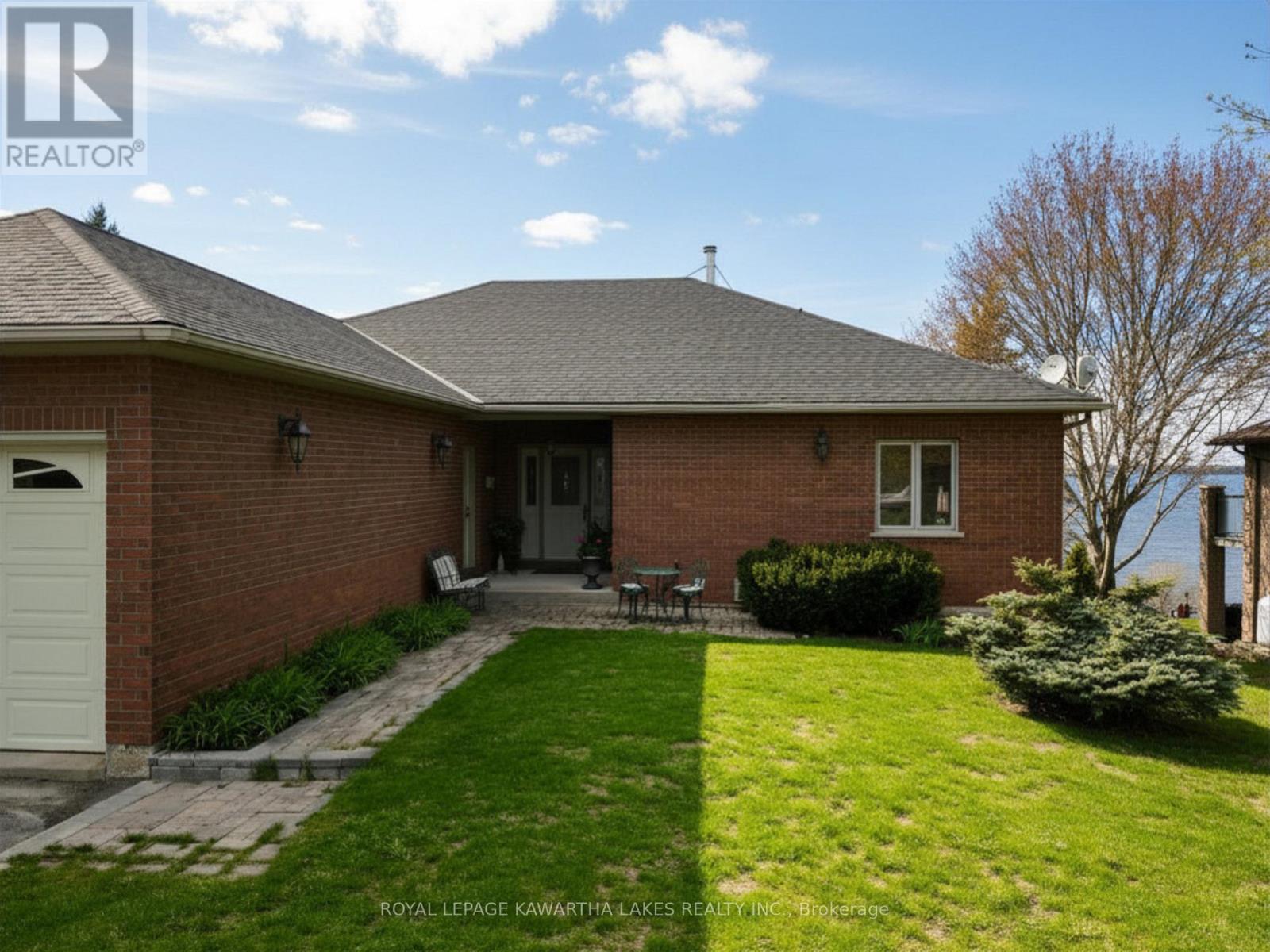 21 EMERALD STREET - 46