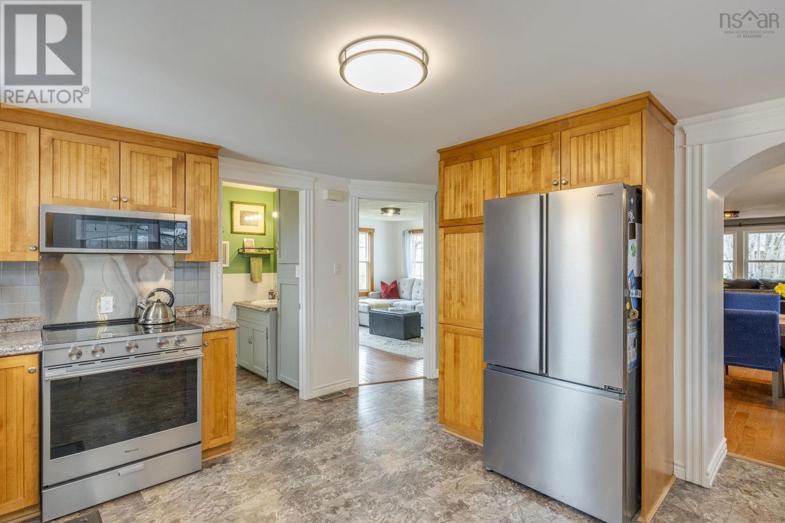 683 Messenger Road - 20
