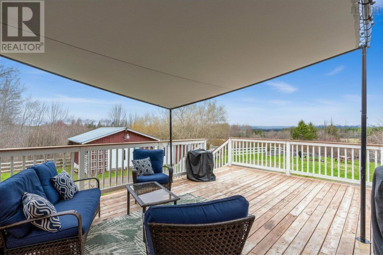 683 Messenger Road - 25