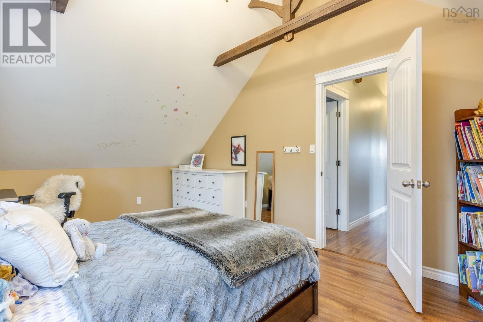 683 Messenger Road - 40