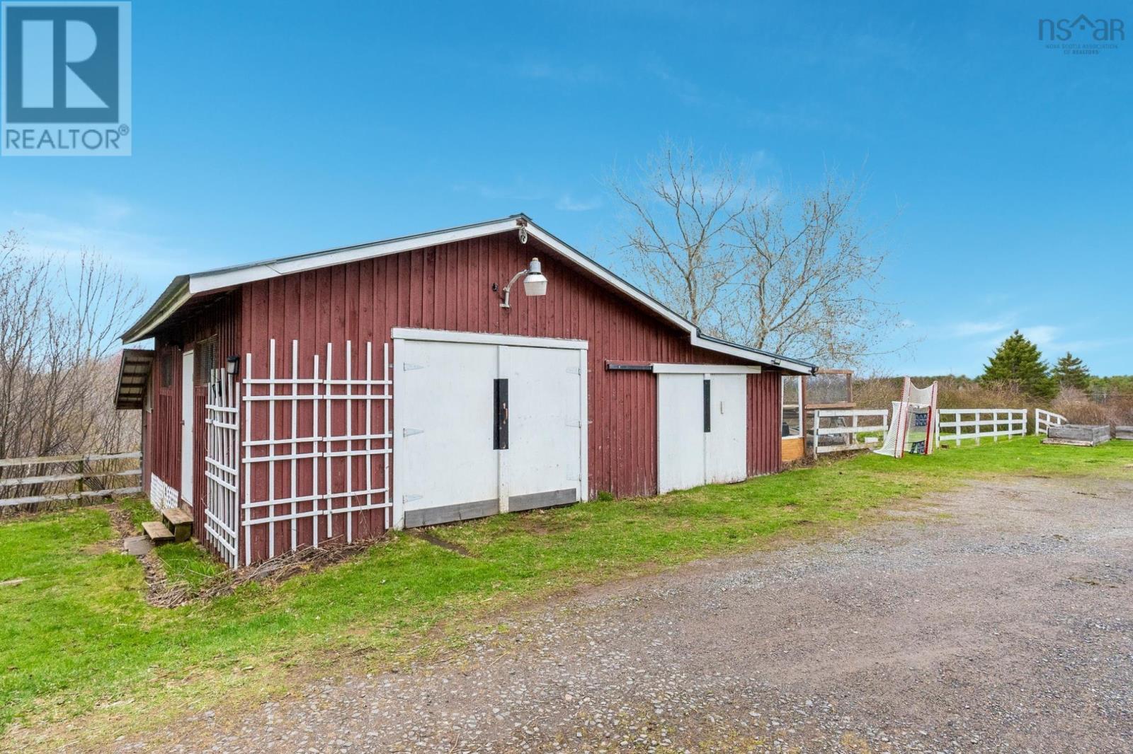 683 Messenger Road - 45