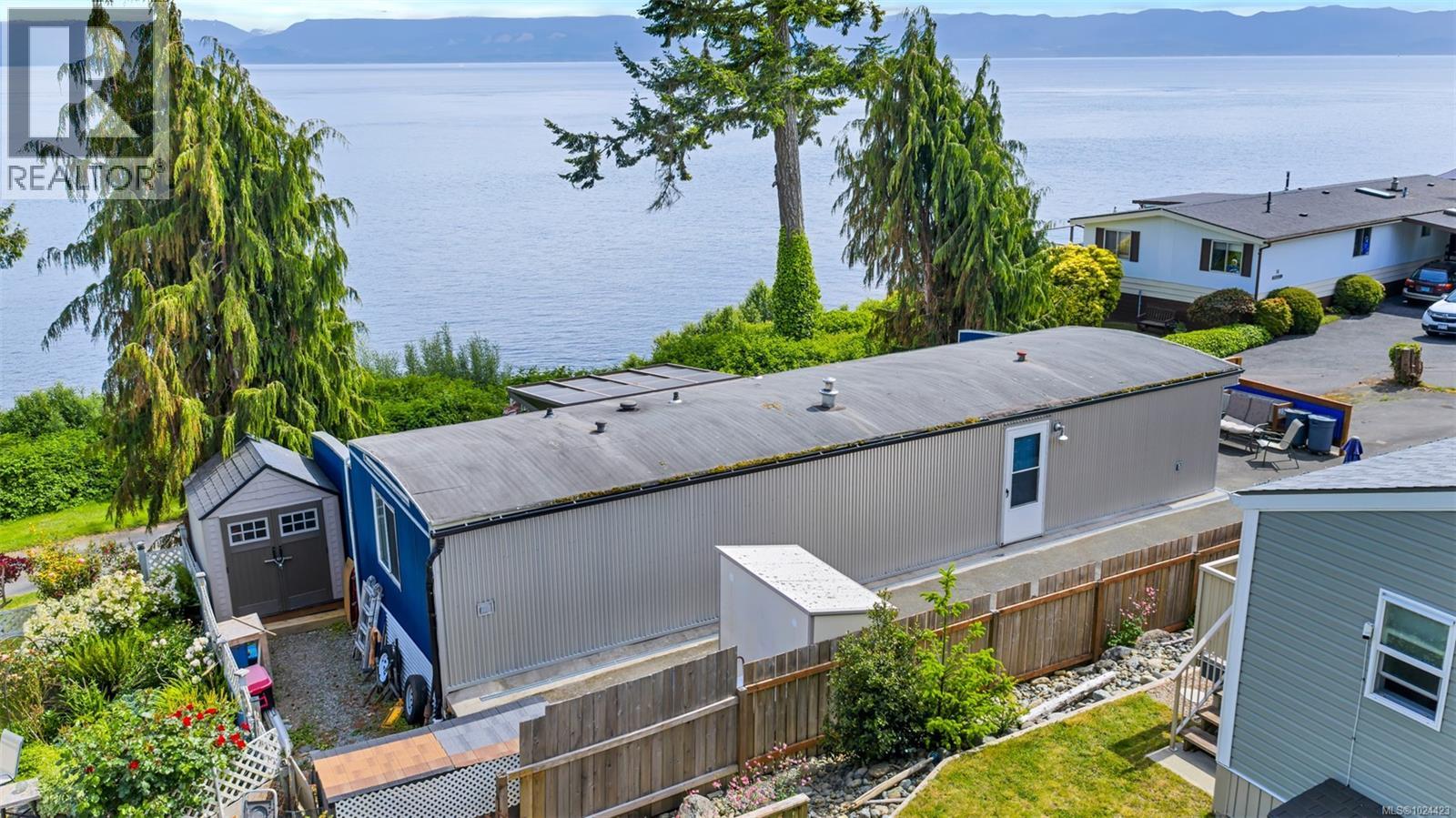 #3 8177 West Coast Rd - 27