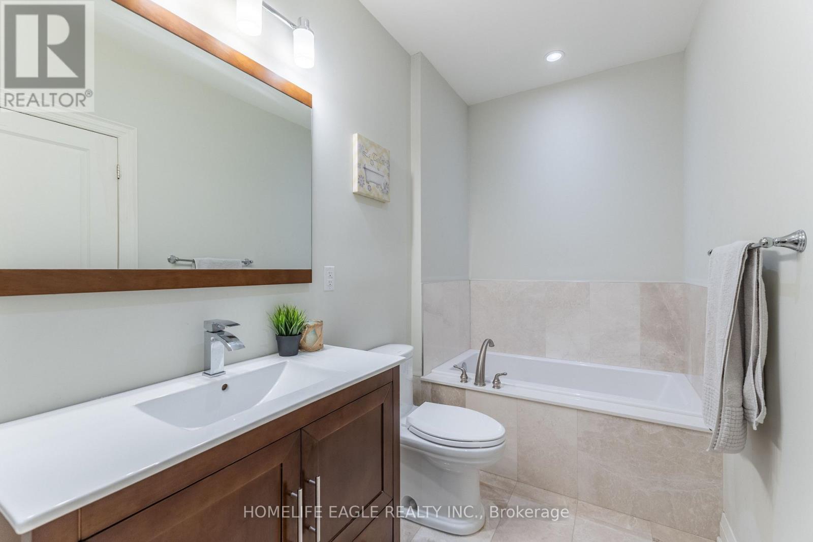 97B CRAIGLEE DRIVE - 12