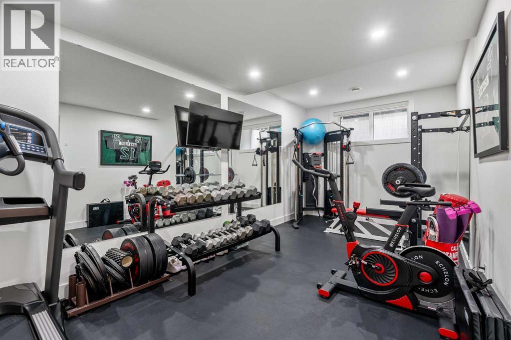 2824 30 Street SW - 34