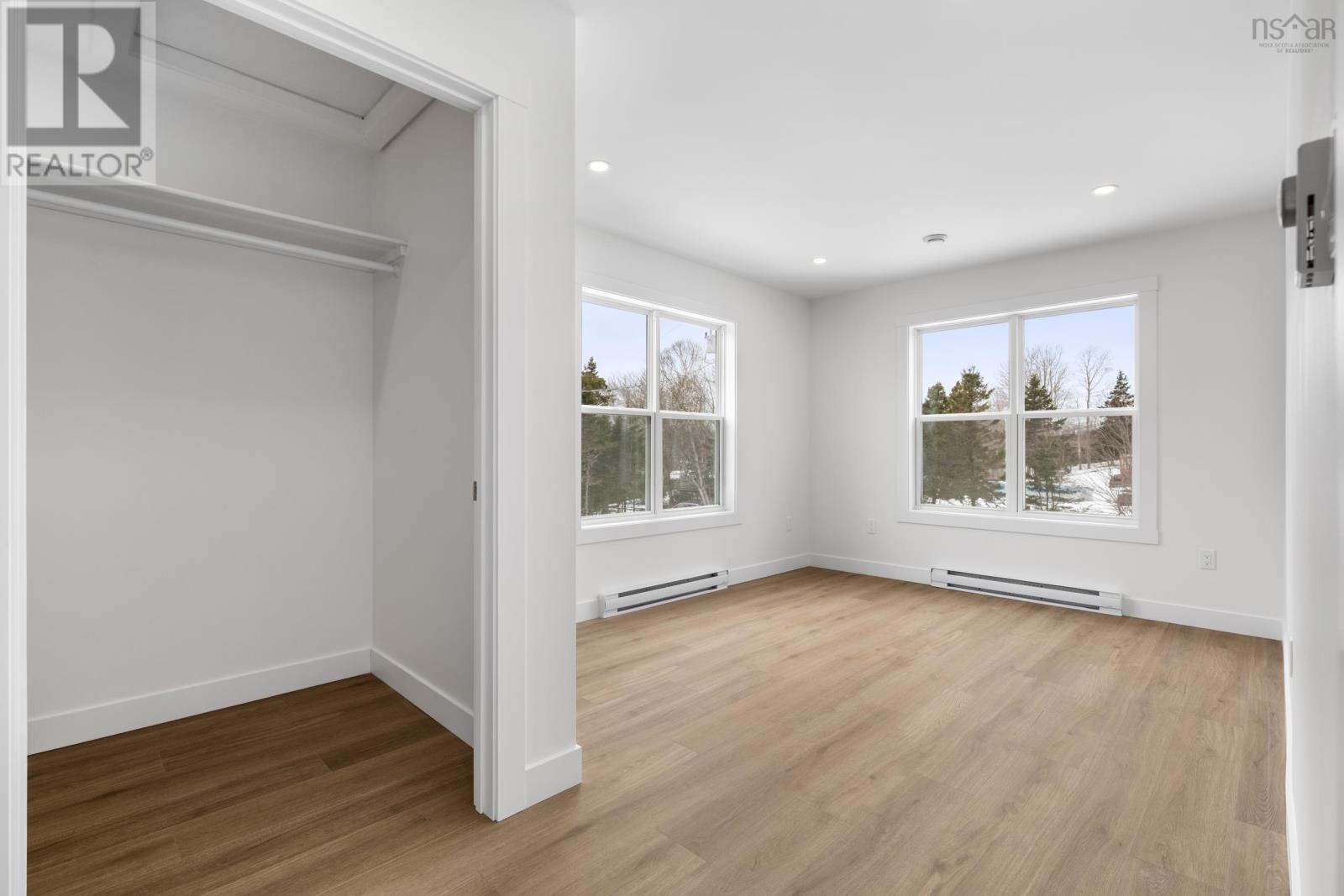125 Burkes Road - 37
