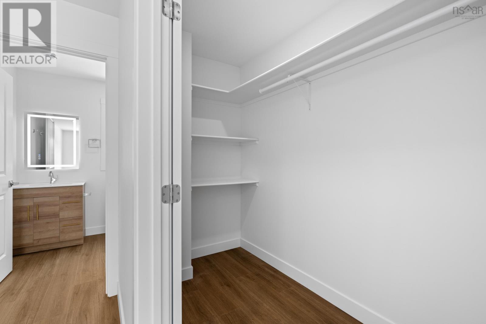 125 Burkes Road - 38