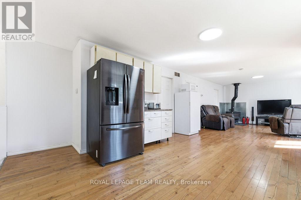 41 HARRISON TRAIL - 34