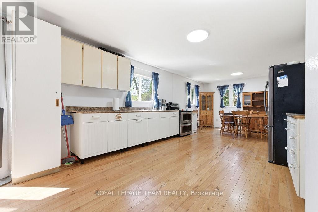 41 HARRISON TRAIL - 38