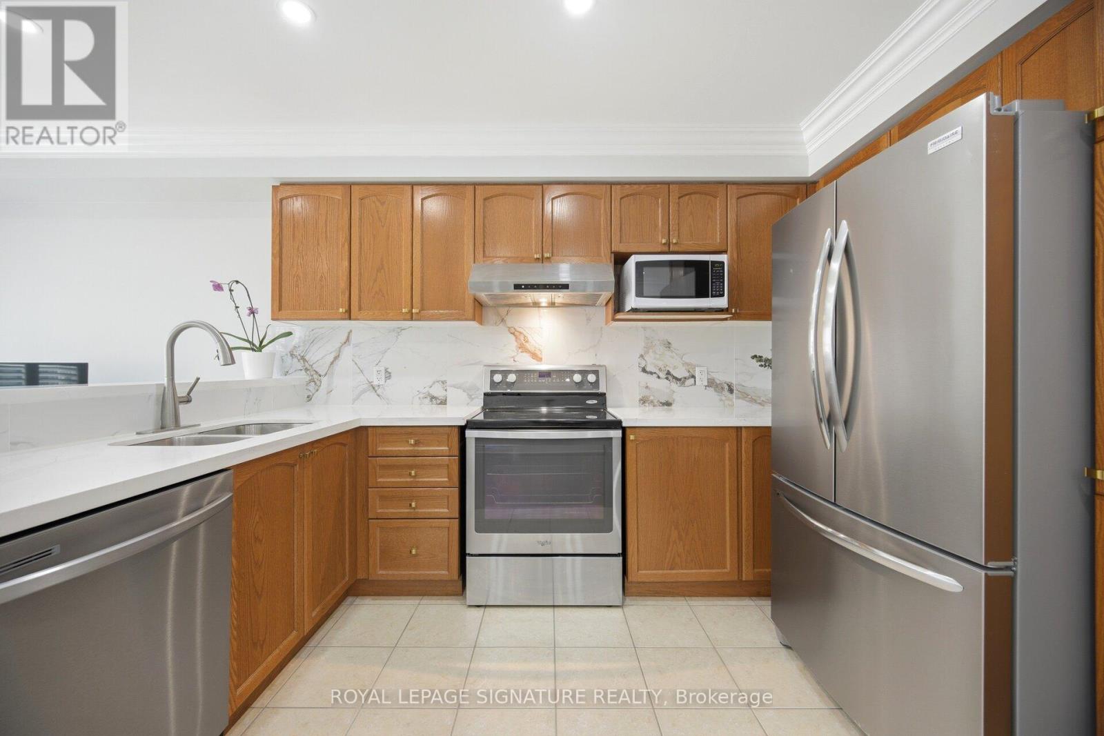 33 BAY BREEZE DRIVE - 10