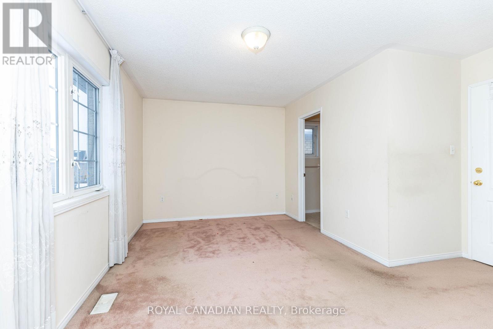 101 CRYSTALVIEW CRESCENT - 22