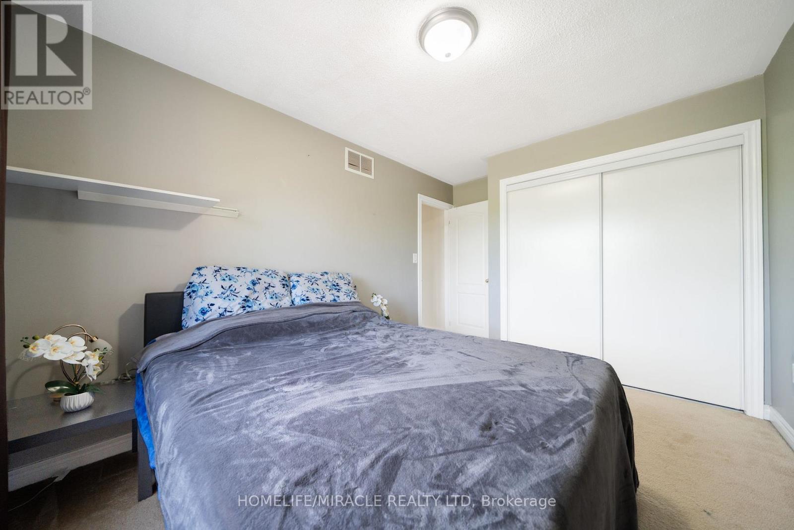 93 BRICKYARD WAY - 32