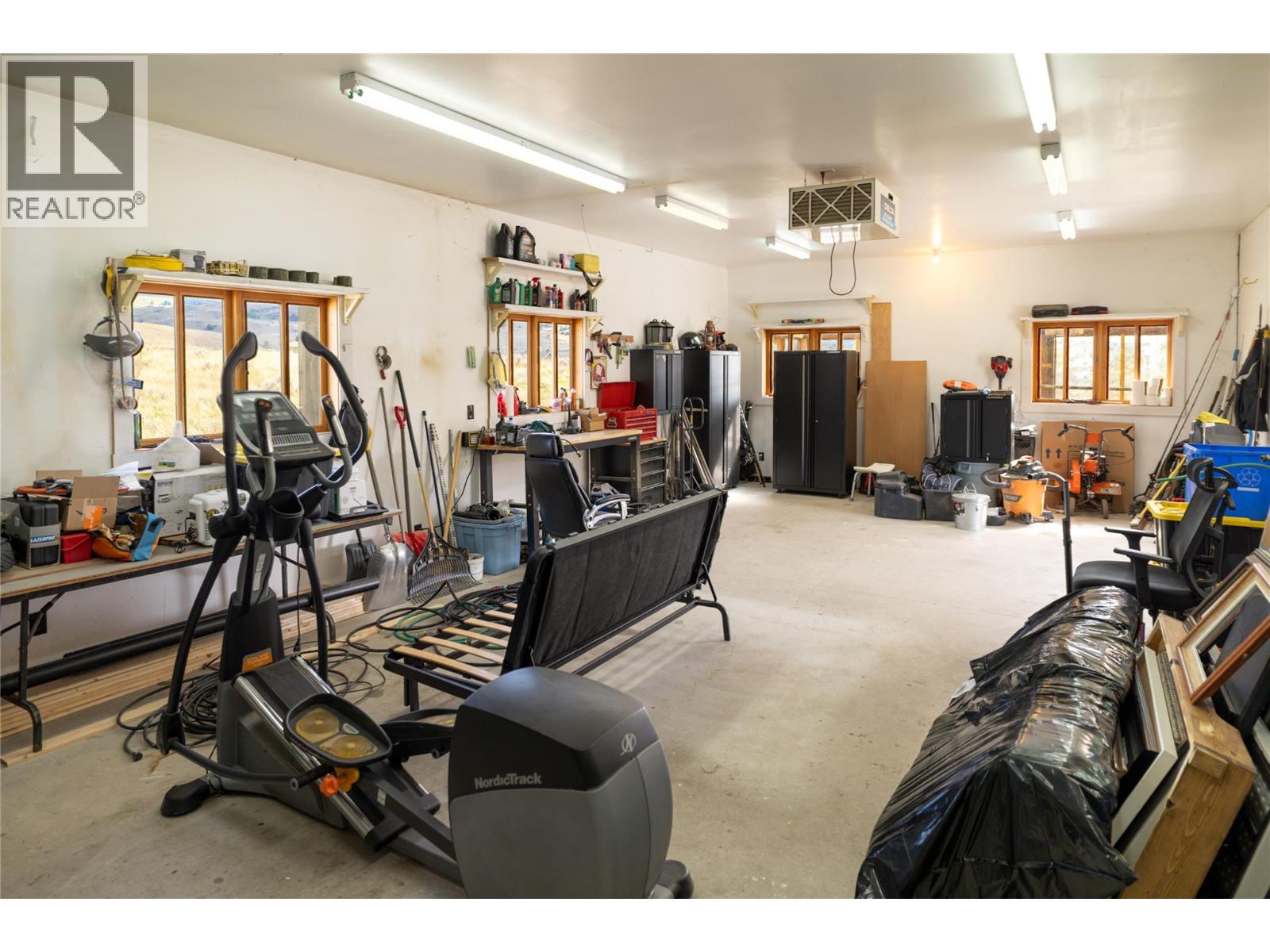 140 GOLDEN QUILL Trail - 50