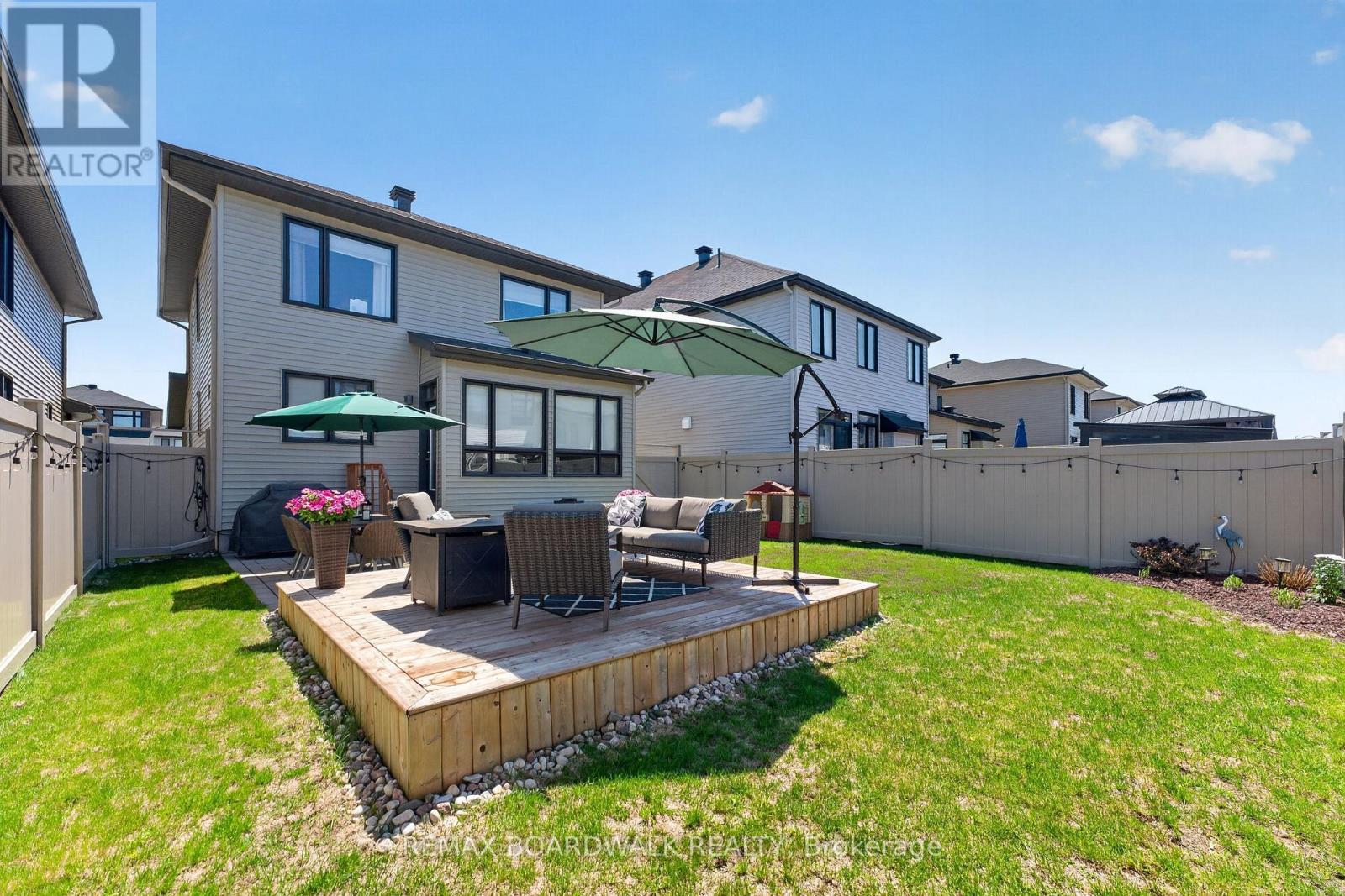 38 THUNDERBOLT STREET - 42