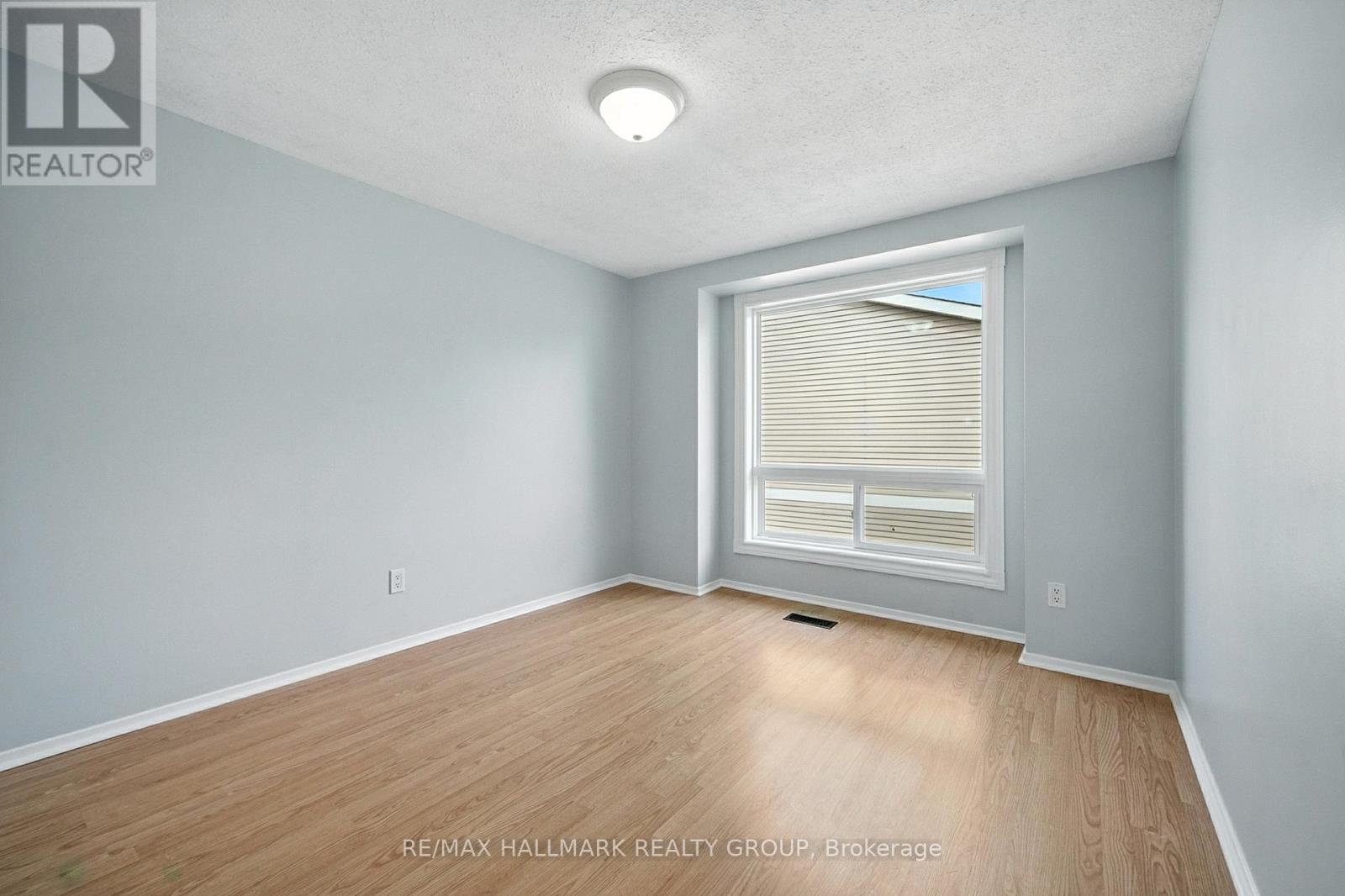 55 FAIR OAKS CRESCENT - 20