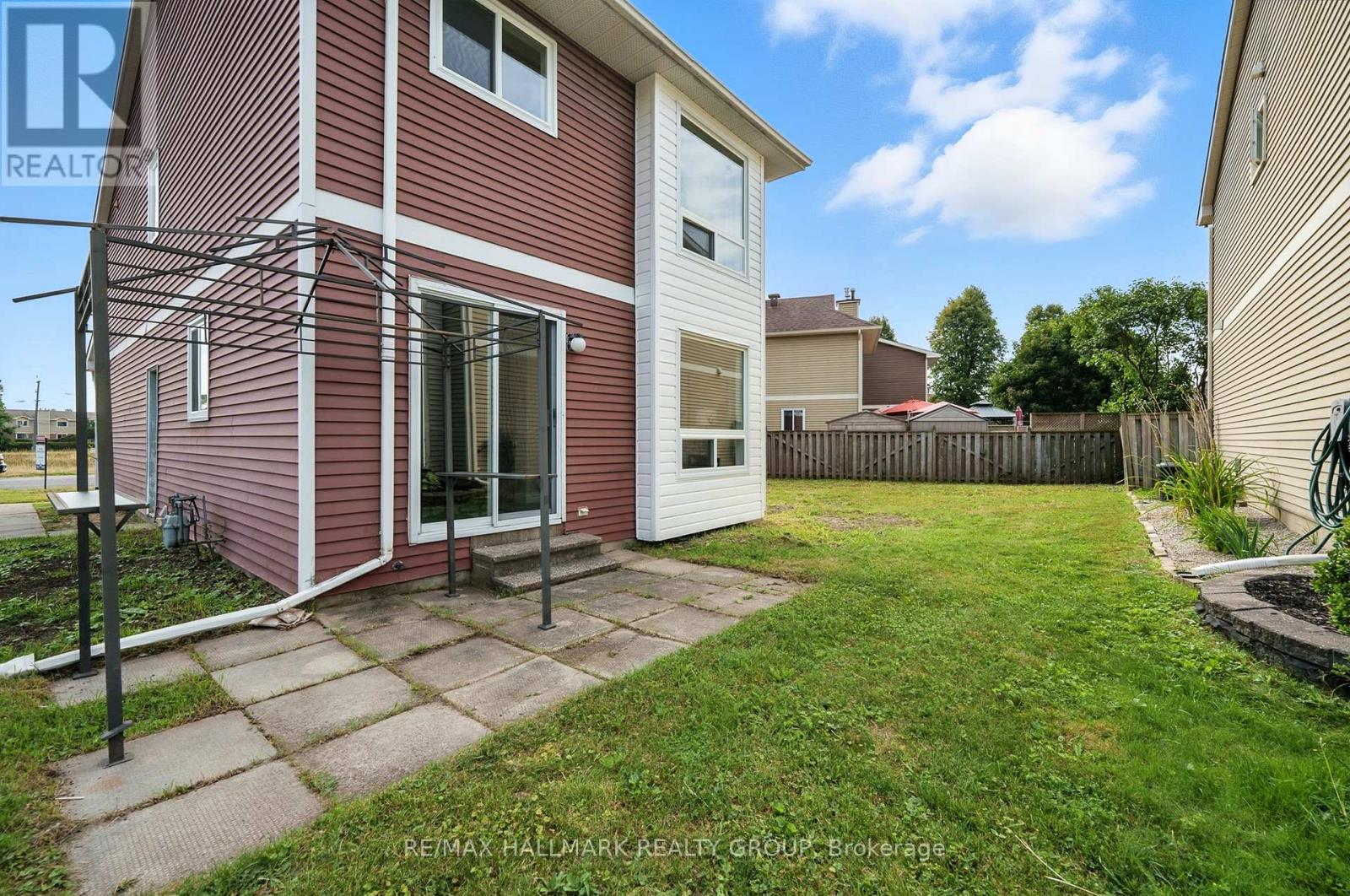 55 FAIR OAKS CRESCENT - 27