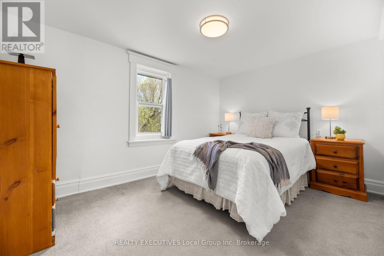 1069 FERGUSON STREET - 16