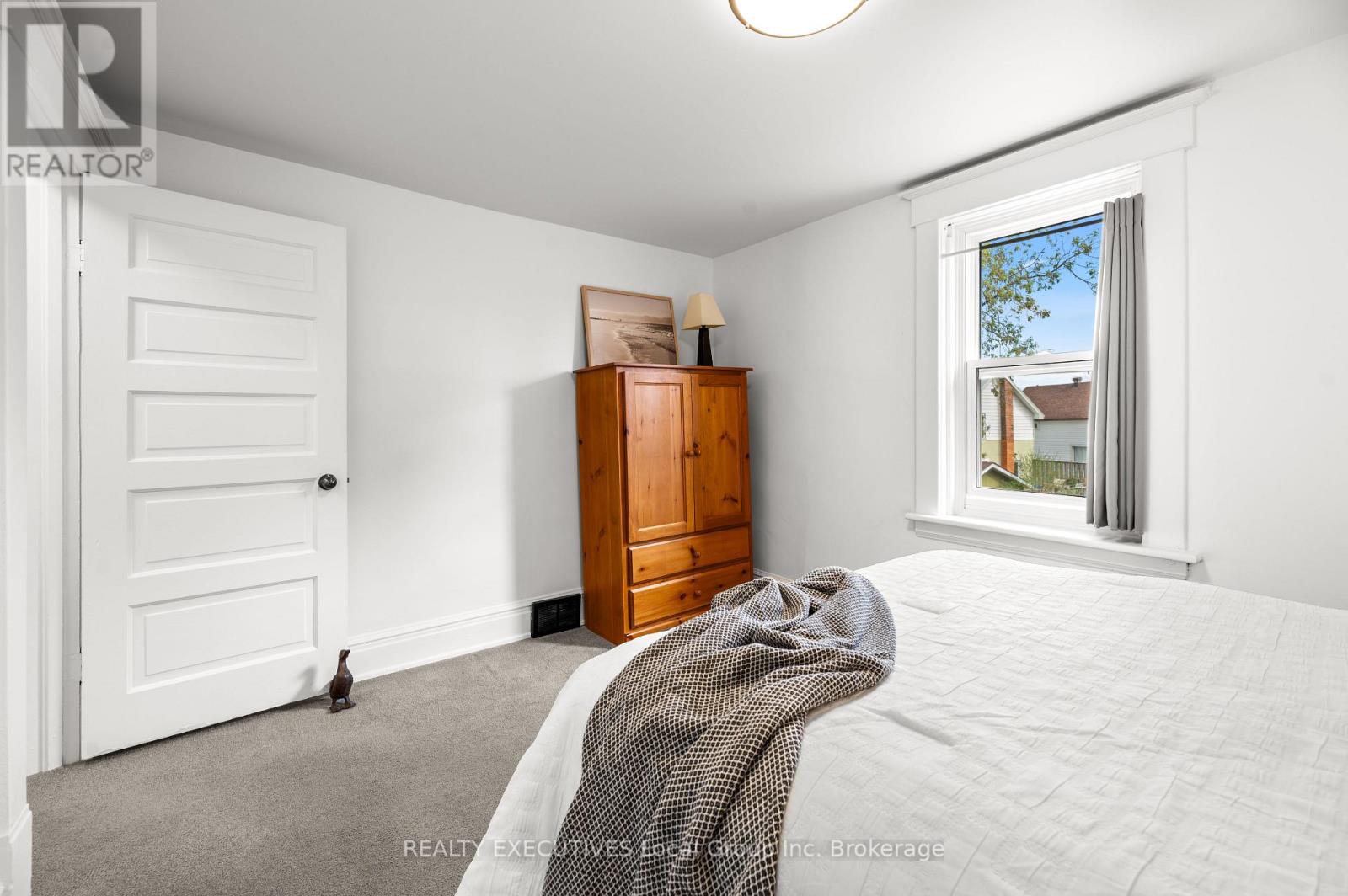 1069 FERGUSON STREET - 17