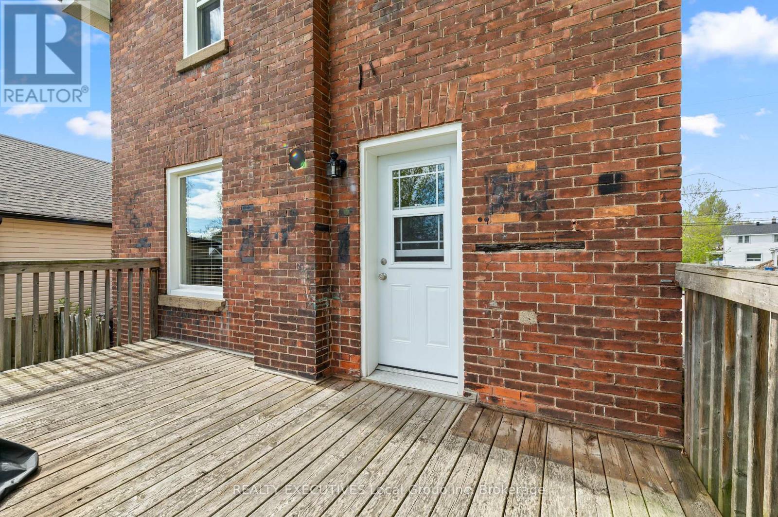 1069 FERGUSON STREET - 29