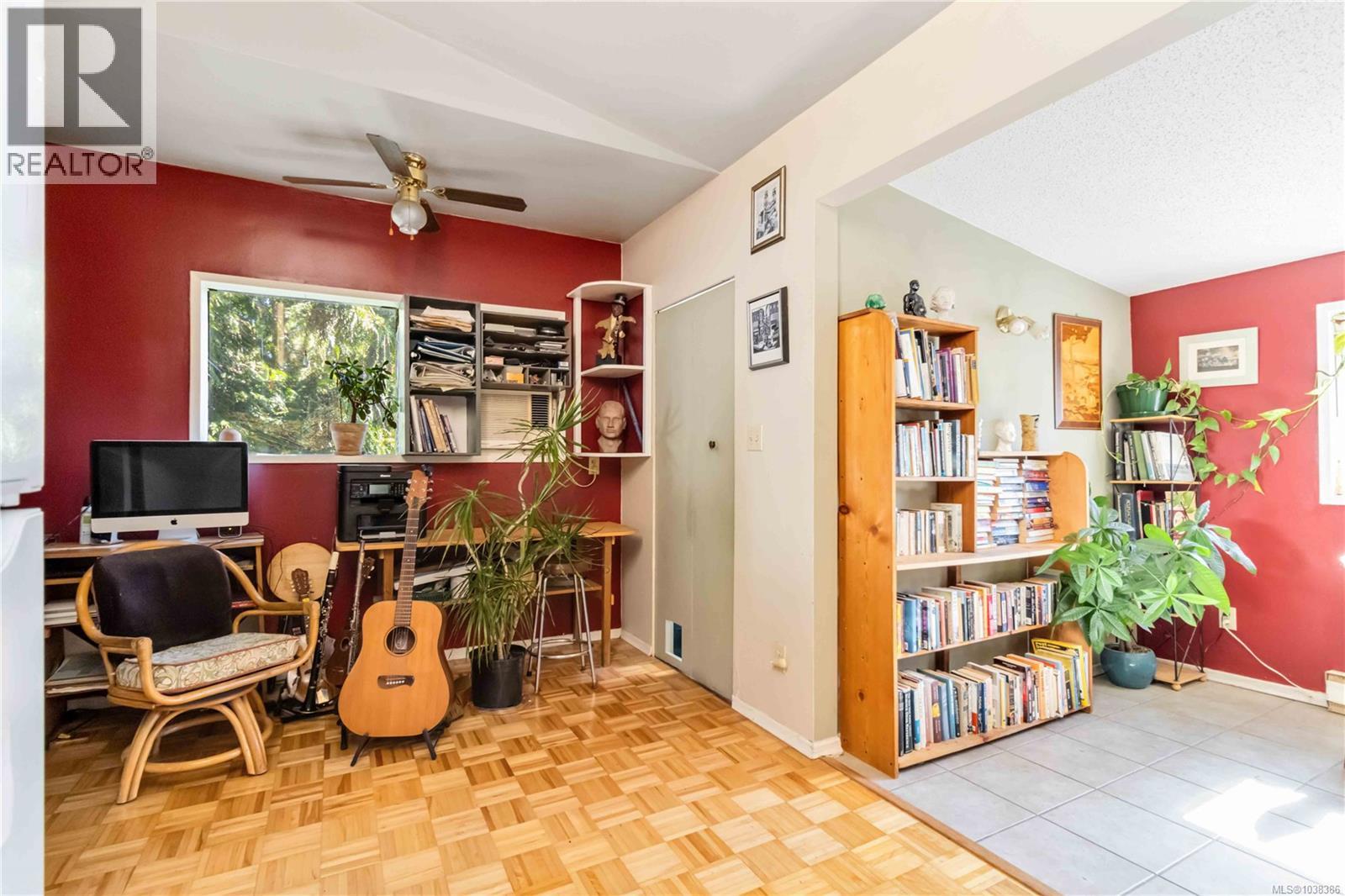 1415 LANG St - 14