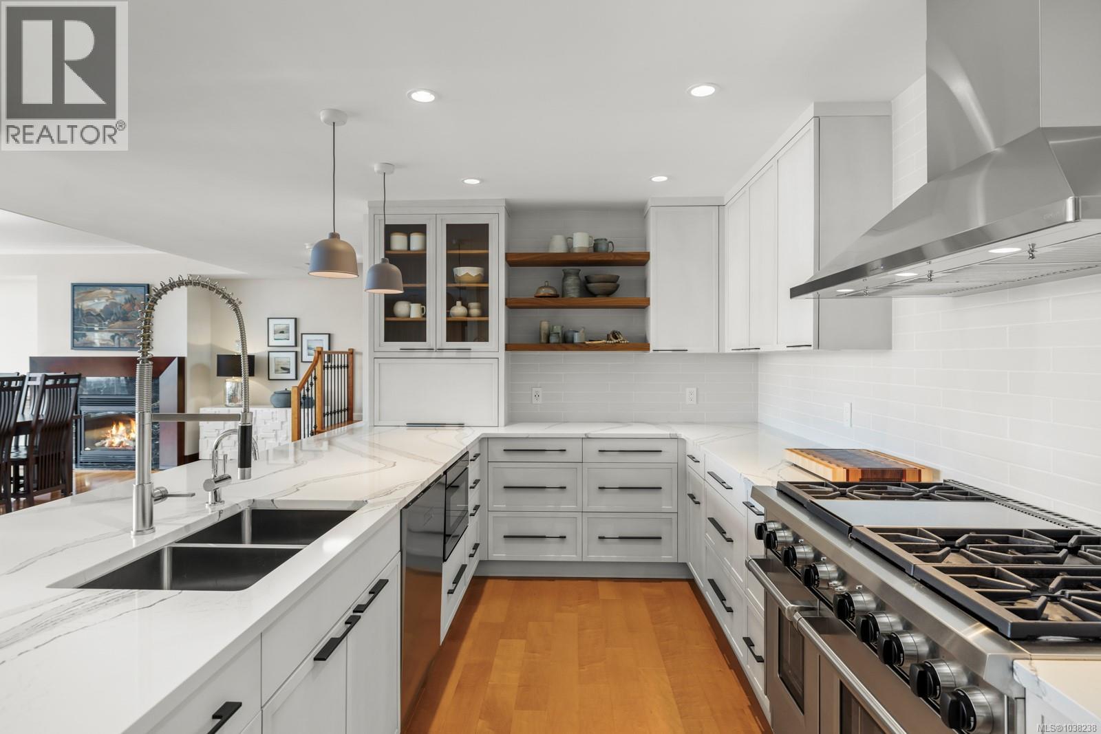 #903 21 Dallas Rd - 14